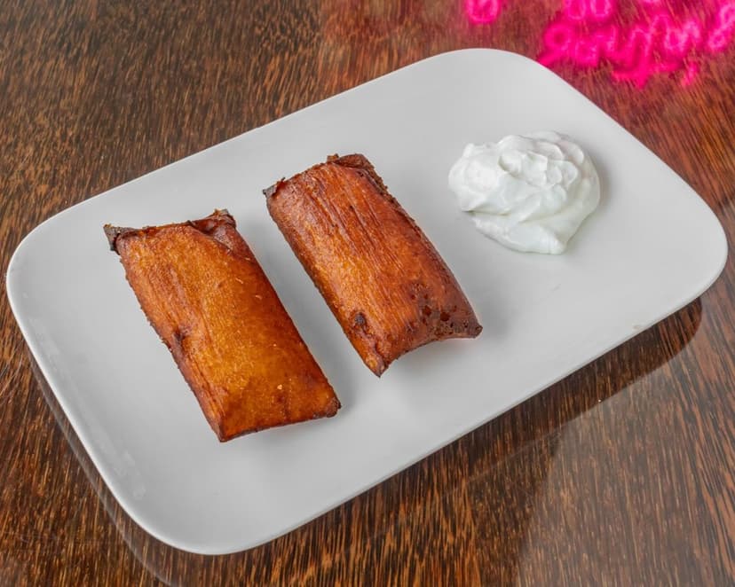 Fried Corn Tamale: Fried Salvadorian corn tamale.
